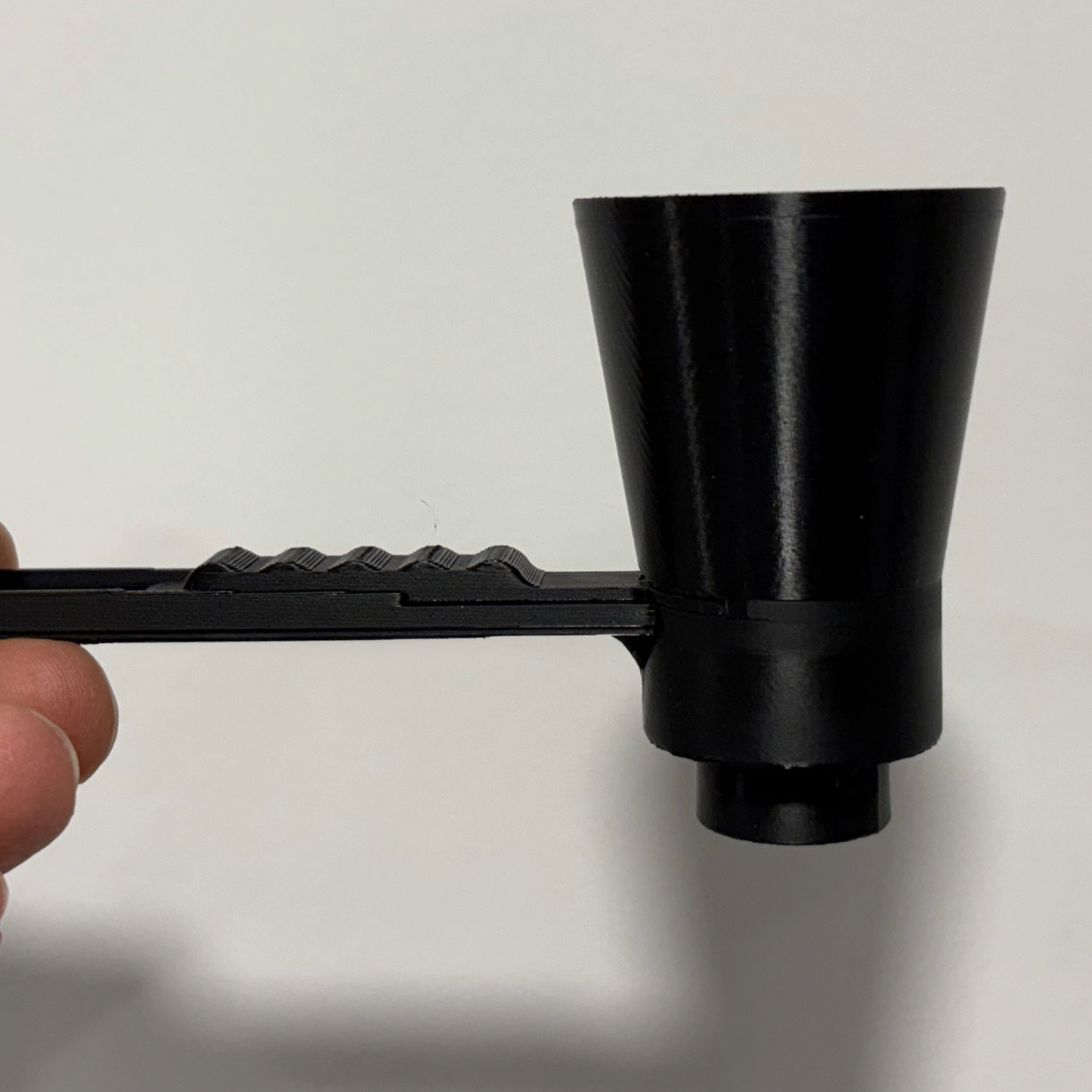 Slide-to-Drop Bottle Funnel