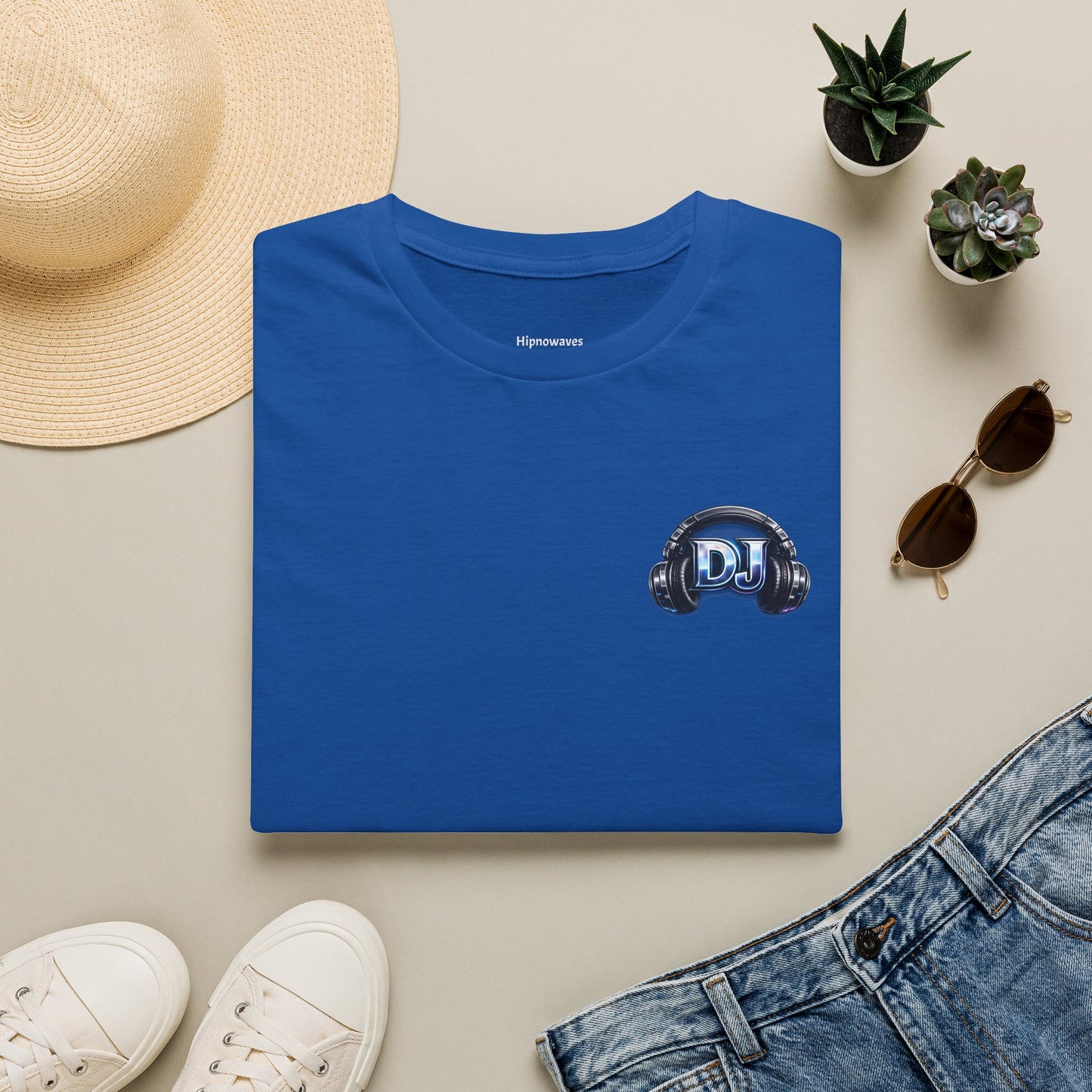 DJ Headphones Logo T‑Shirt — Minimal Electronic Music Tee